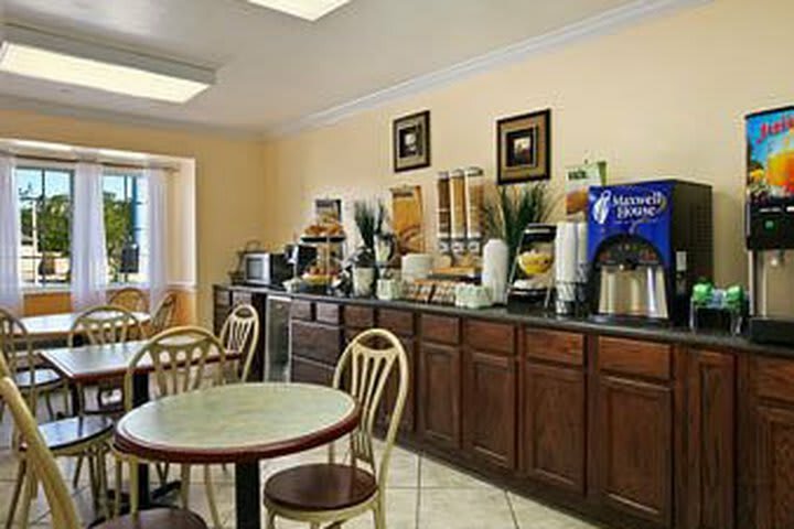 Hotel Microtel Inn And Suites Baton Rouge