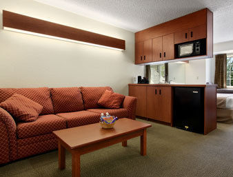 Hotel Microtel Inn And Suites Cherokee