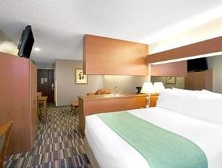 Hotel Microtel Inn And Suites Cherokee