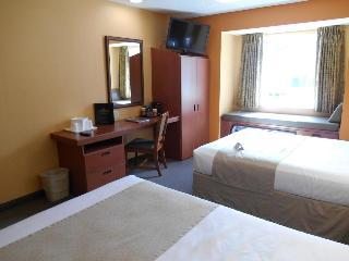 Hotel Microtel Inn And Suites Cherokee