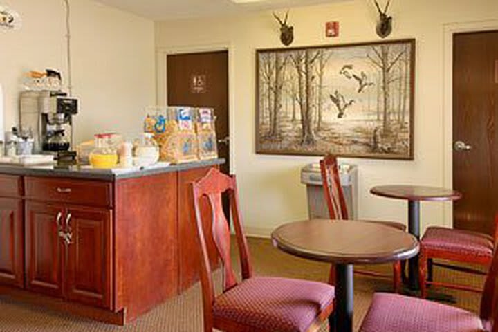 Hotel Super 8 Clarksville East