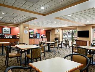 Hotel Wingate By Wyndham Columbia  Ft. Jackson