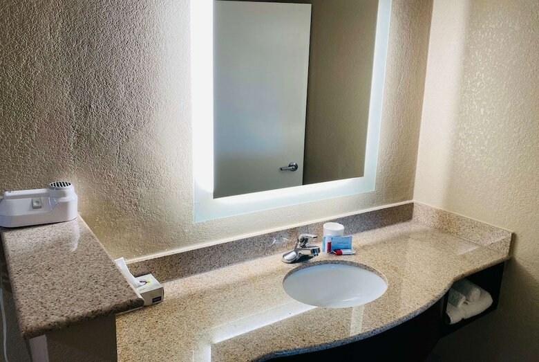 Hotel Super 8 Danville Pa
