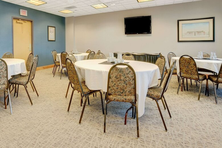 Hotel Wingate By Wyndham Fargo