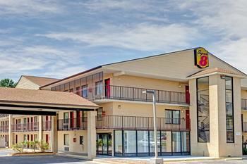 Hotel Super 8 Fredericksburg/north