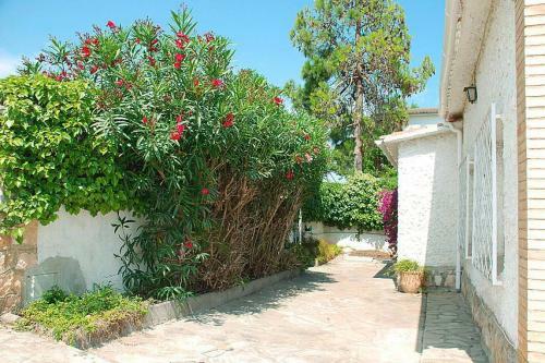 Holiday House, Torredembarra