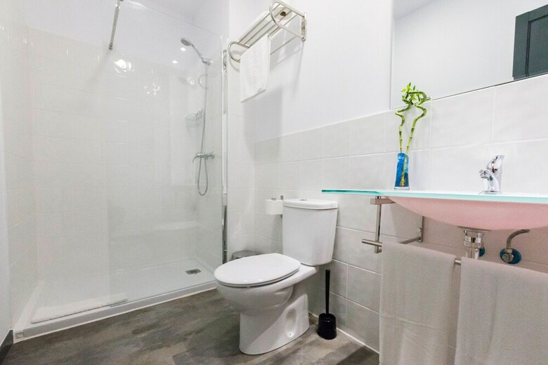 Hostal Bajondillo Beach Cozy Inns