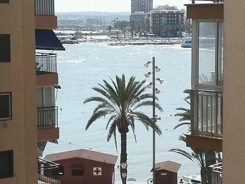 Bergantin Sea View Apartment
