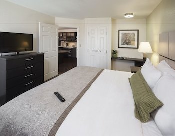 Hotel Candlewood Suites Hampton
