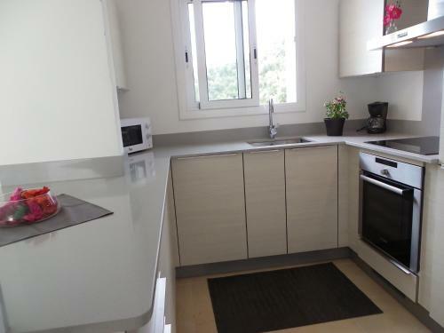 Danlux Moli 12