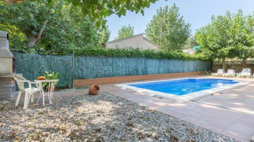 Vidreres Villa Sleeps 6