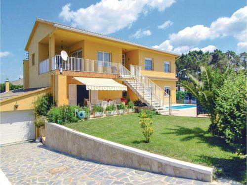Holiday Home Carer 07
