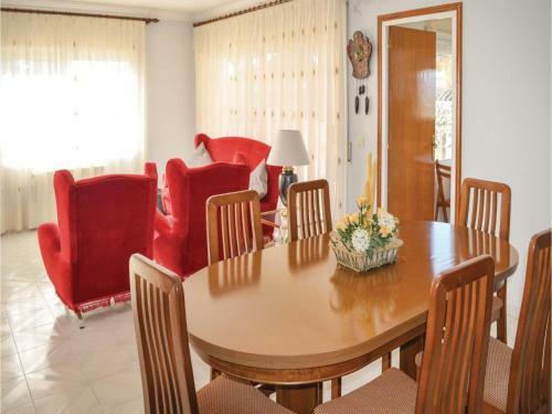 Holiday Home Carer 07