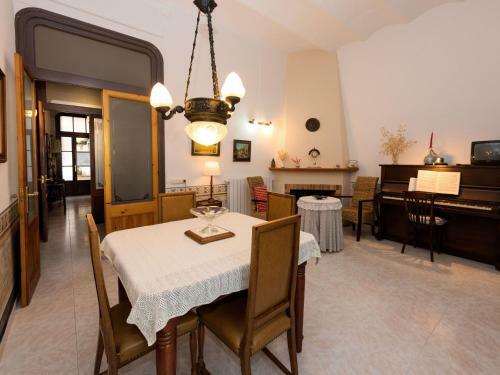 Holiday Home Can Oriol 1890