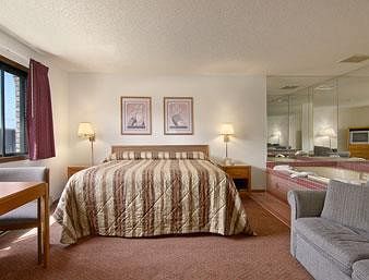 Hotel Super 8 Hartford Wi