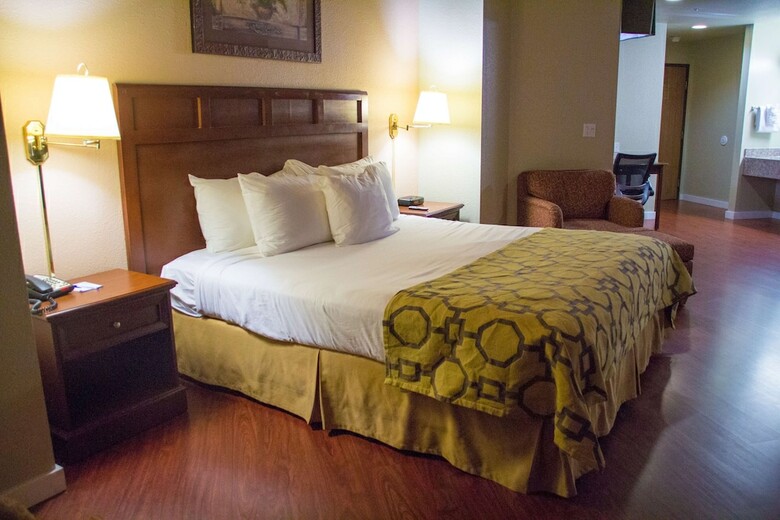 Hotel Baymont Inn And Suites Yreka
