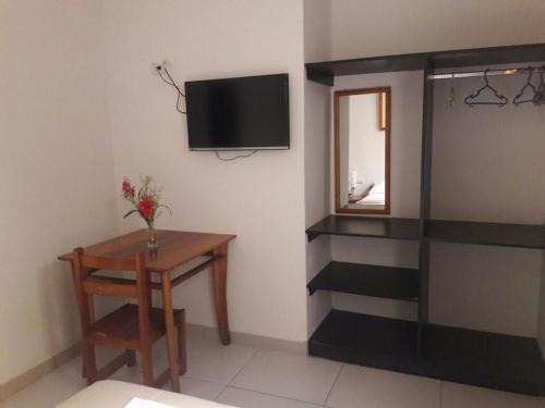Amazon Green Hotel