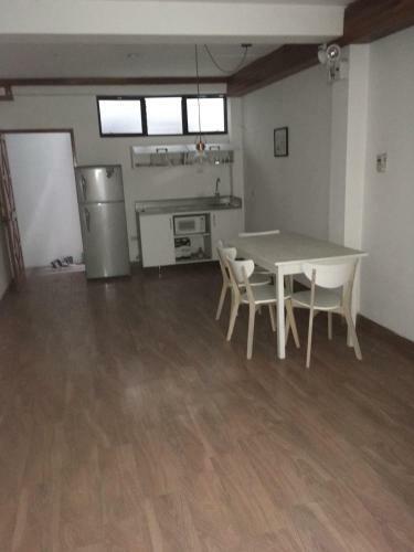 Hotel Lupuna Bunk & Breakfast