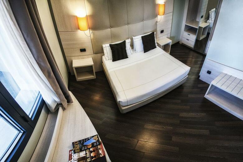 Hotel Acca Palace