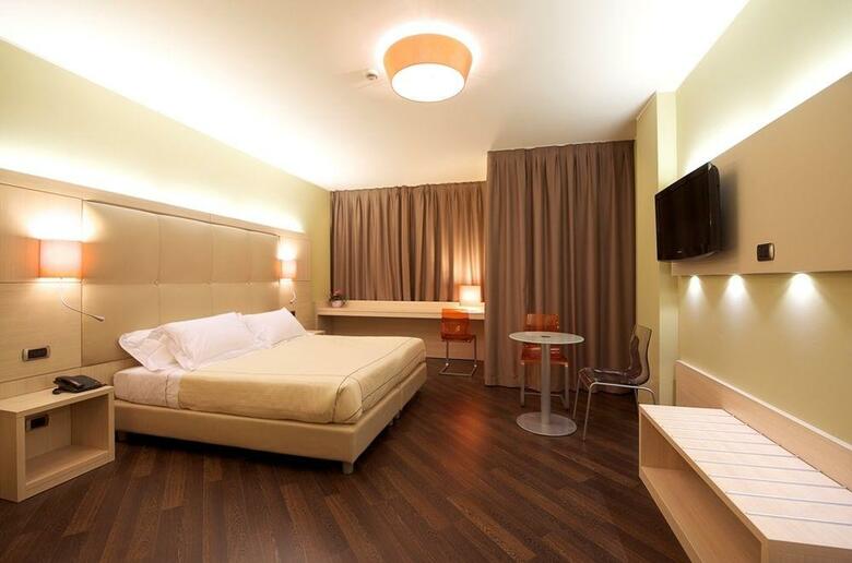 Hotel Acca Palace