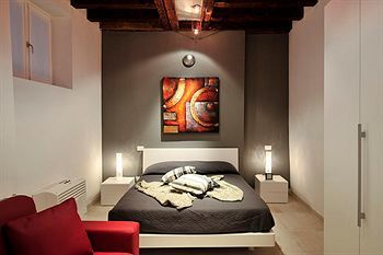 Hotel Rialto Project Apartments