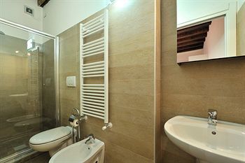 Hotel Rialto Project Apartments
