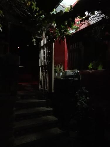 Albergue Hugo's Lodge