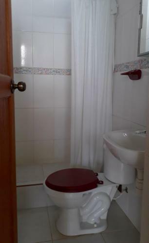 Hostal Alojamiento Familiar Villa Palmeras