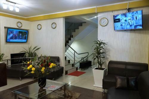 Hotel Plaza Del Bosque Inn