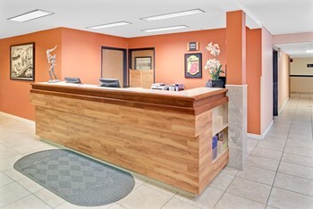 Hotel Super 8 Spokane/west