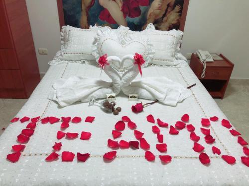 Hotel Jultom Inn & Suites