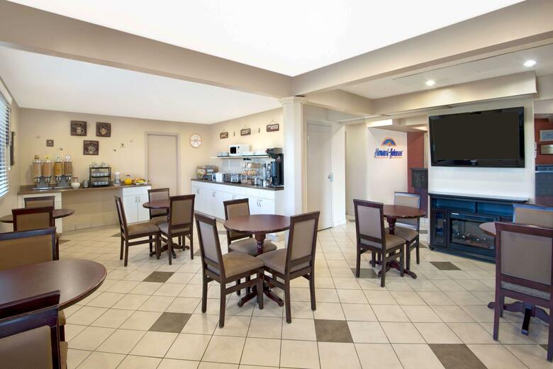 Hotel Howard Johnson Inn Red Deer