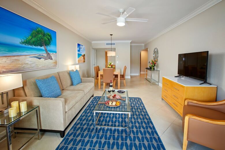 Hotel Divi Little Bay Beach Resort