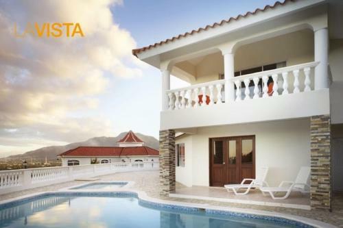 La Vista Villa
