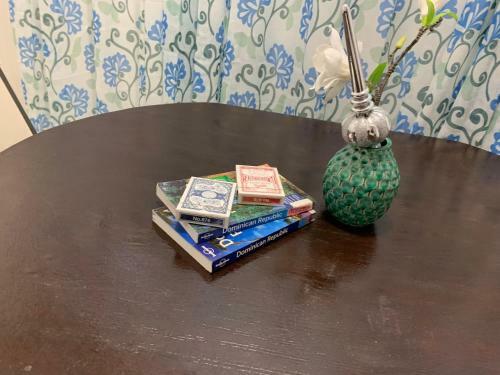 2 Bdr Apartment, Best Location, Ac, Wifi, Netflix