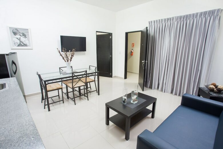 Hotel Tau Casa Reyes