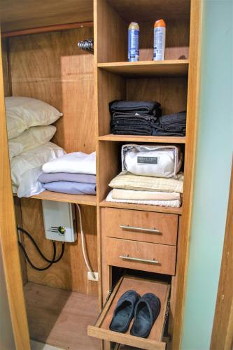 City Center Full Service Luxury Apartment ?????