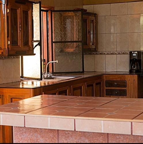 Hostal La Joya De Tuito Hotelito En La Plaza