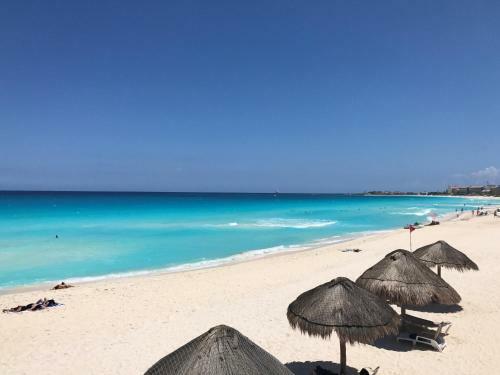Luxury 2 Bedroom Apartment In Los Alamos Cancun