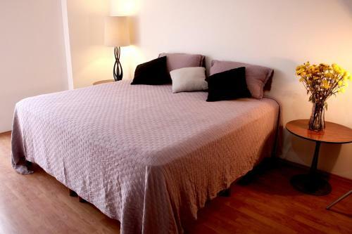 Art Apartment With Amazing View