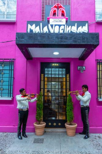 Mala Vecindad Beer Hotel