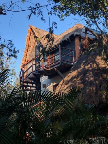 Lodge Pueblito Selva Chemuyil