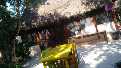 Lodge Pueblito Selva Chemuyil