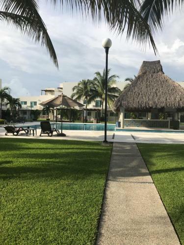 Villa En Zona Diamante