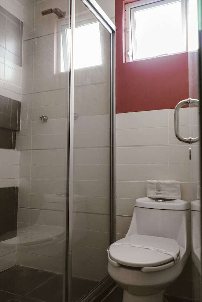 Hotel Puebla De Anta�o