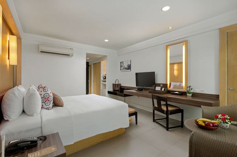 Hotel Sawaddi Patong Resort (deluxe)