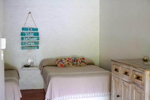 Hostal La Playita Beach House