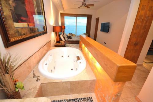 Apartamento Tessoro 1002 At Las Conchas