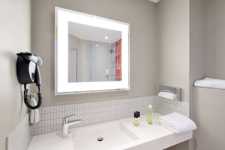 Hotel All Seasons Paris 15 Lecourbe