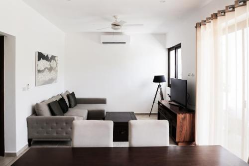 Lunata Apartment 101